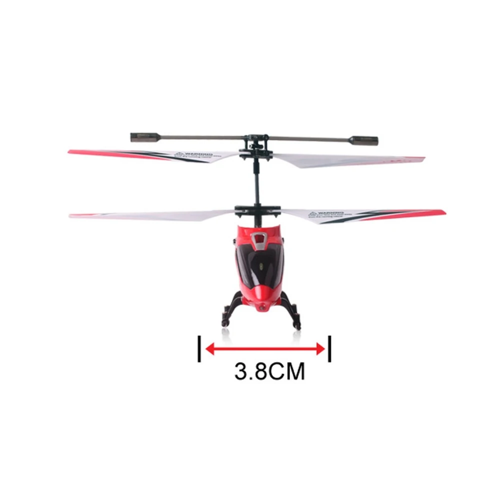 Helicoptero Syma 107G en vuelo mostrando luz LED