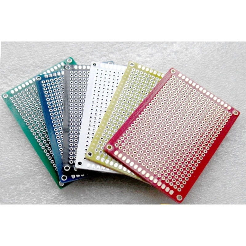 5x7cm Lochrasterplatine grün für Elektronikprojekte