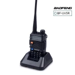 Baofeng UV-5R 8W Funkgerät mit Ohrhörer und Dualband VHF/UHF